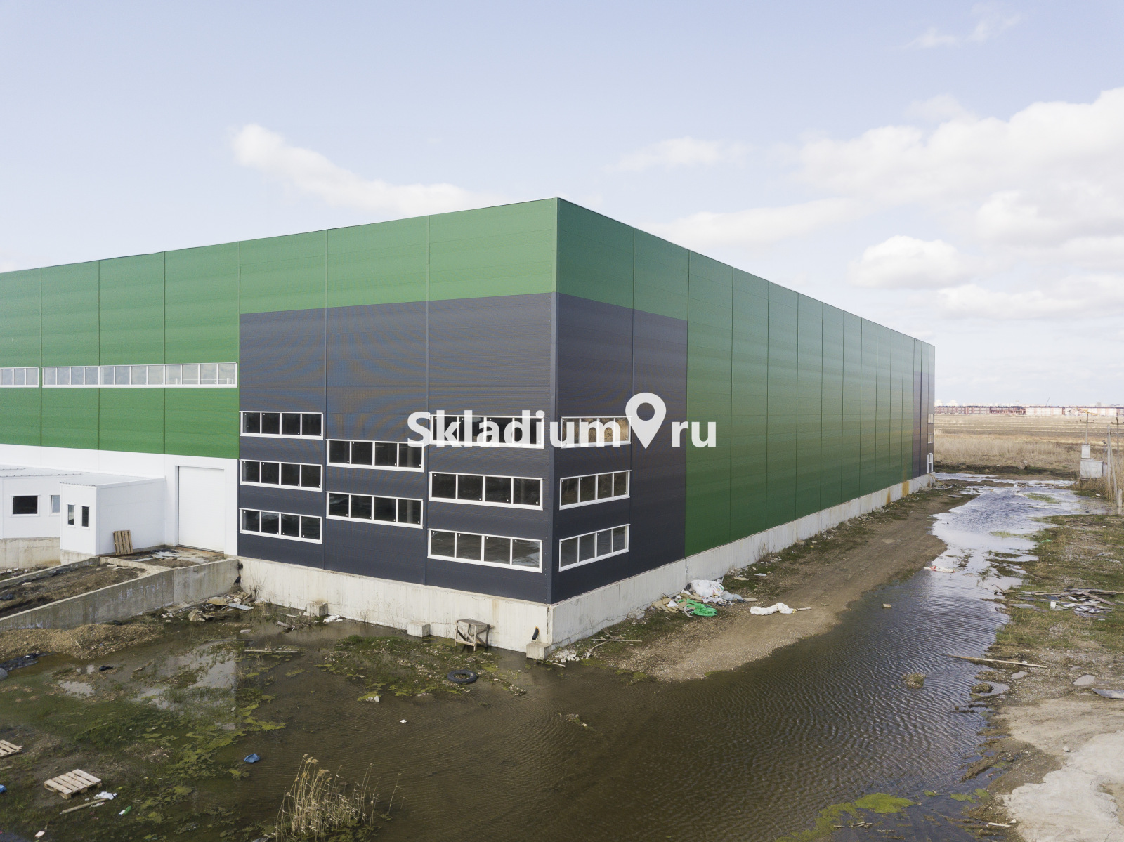 Складской комплекс Республика Адыгея, р-н Тахтамукайский, аул Старобжегокай, ул Ленина, 35/2 фото